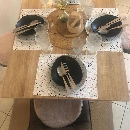 Le Camelia Apartment Tallard Ngoại thất bức ảnh